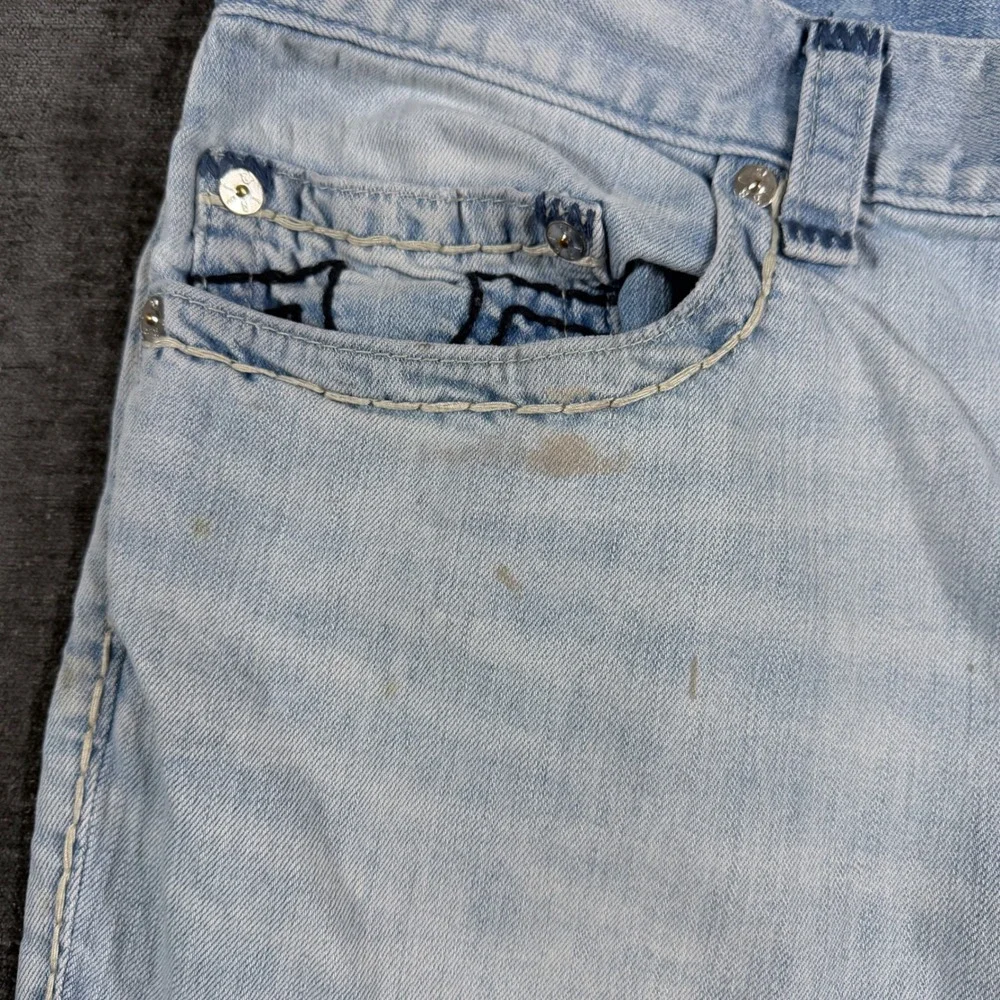 True Religion Ricky Relaxed Straight Light Wash Blue Denim Jeans Mens Size 42